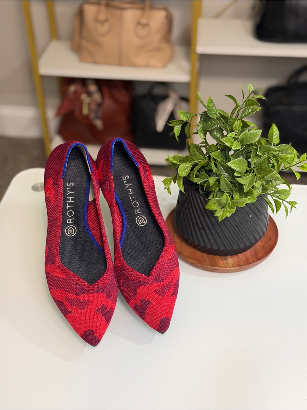 Rothy's Red Patterned Pointed Knit Flats - Women's Size 11